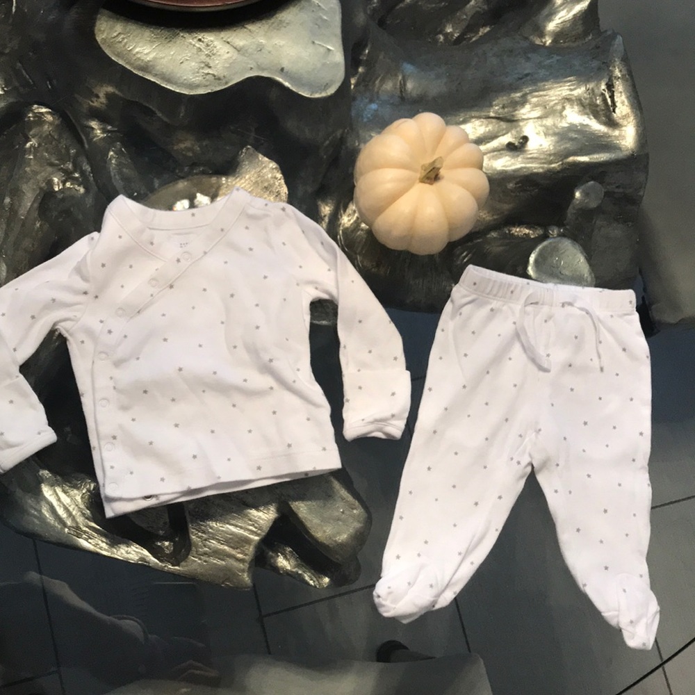 Baby gap - Picture 1 of 4